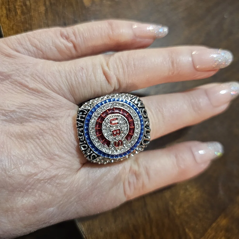 Chicago Cubs Championship Ring Sz 11 - Picture 5 of 7